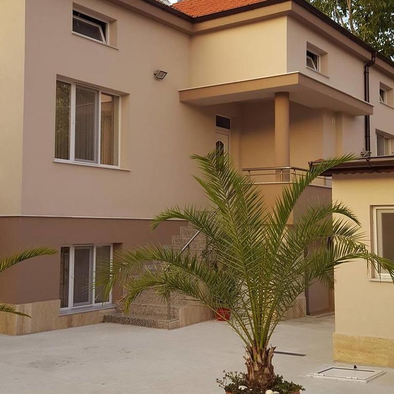 Villa Ros Guest House Свиленград Экстерьер фото