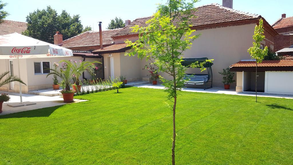 Villa Ros Guest House Свиленград Экстерьер фото
