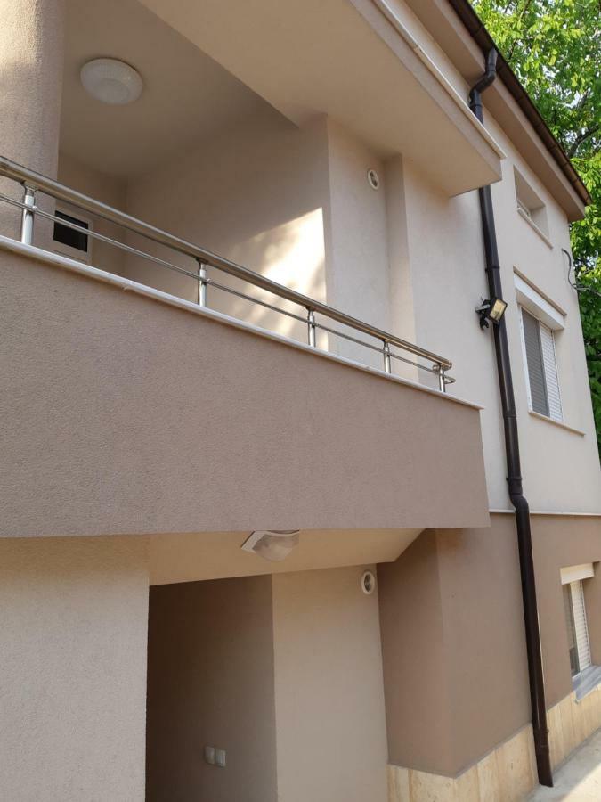 Villa Ros Guest House Свиленград Экстерьер фото