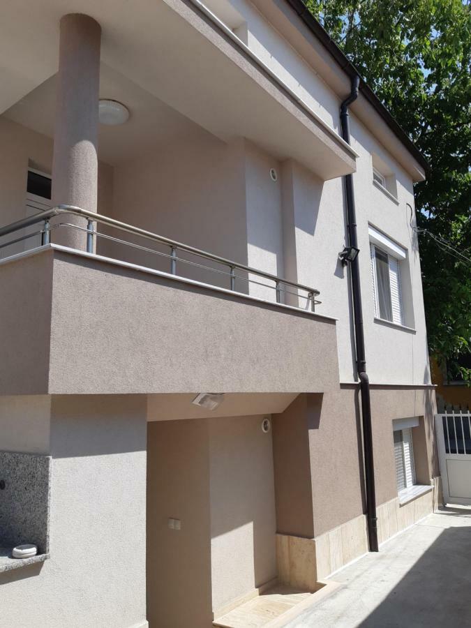 Villa Ros Guest House Свиленград Экстерьер фото