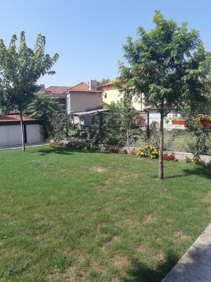 Villa Ros Guest House Свиленград Экстерьер фото